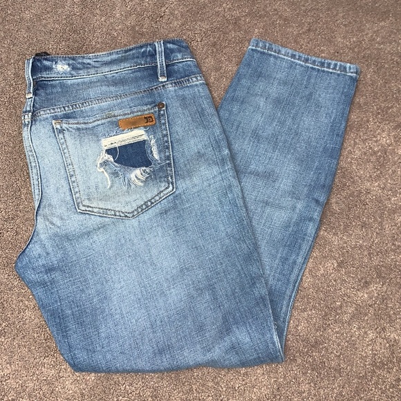 Joe’s Jeans 24” Kicker size 29 - Picture 4 of 4